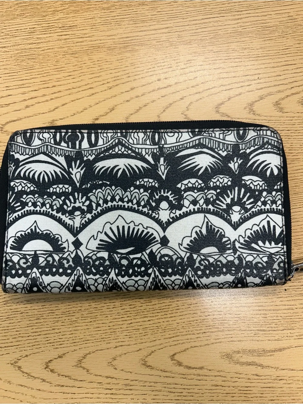 Sakroots Black & White Patterned Zip Wallet